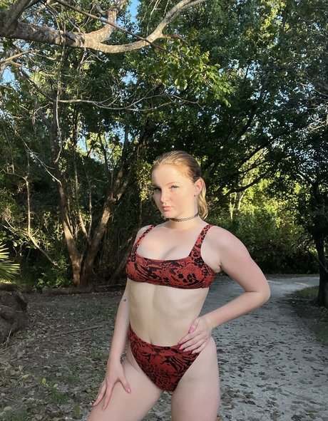 Eliza Eves