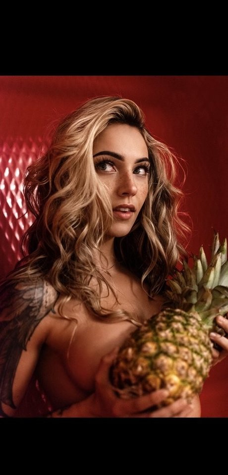 Alaston vuotanut OnlyFans-kuva Sylina Ruiz