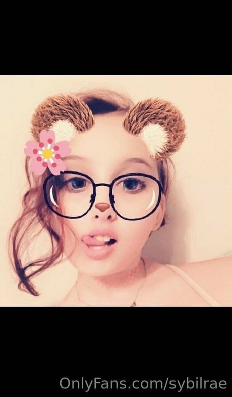 Naakte gelekte OnlyFans-foto van Sybilrae