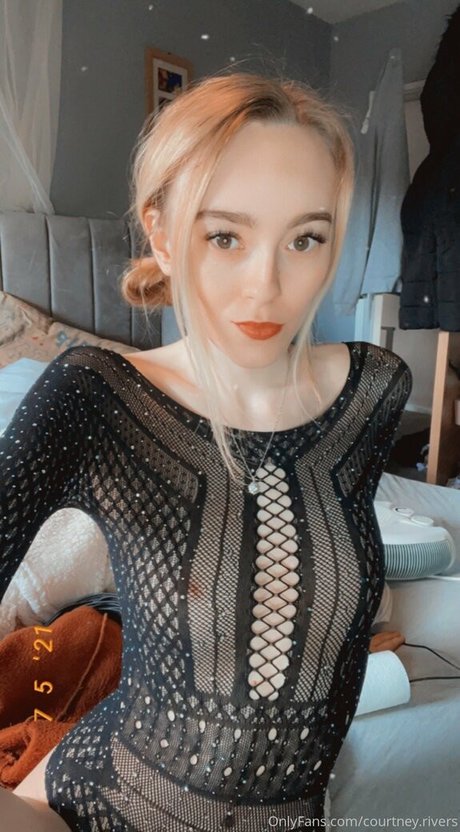 Nahá fotka uniklých OnlyFans od Courtneyriverss