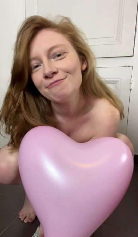Naken lekkede OnlyFans-bilde av Hummingael