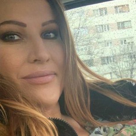 Nagie wyciekłe zdjęcie OnlyFans od Laura Orsolya