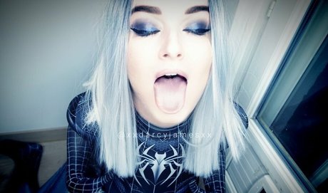 Nahá fotka uniklých OnlyFans od Darcyjames