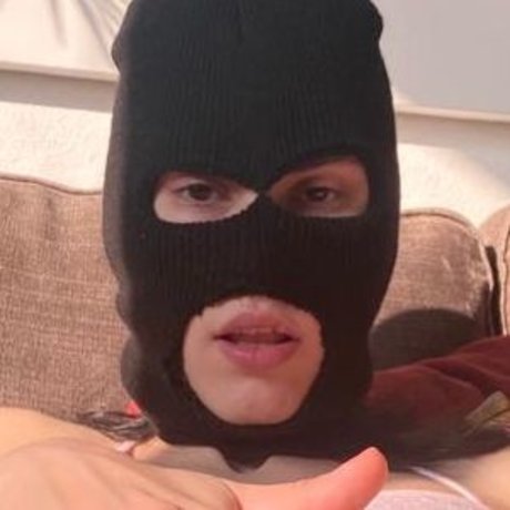 Naken lekkede OnlyFans-bilde av Dora Quinn