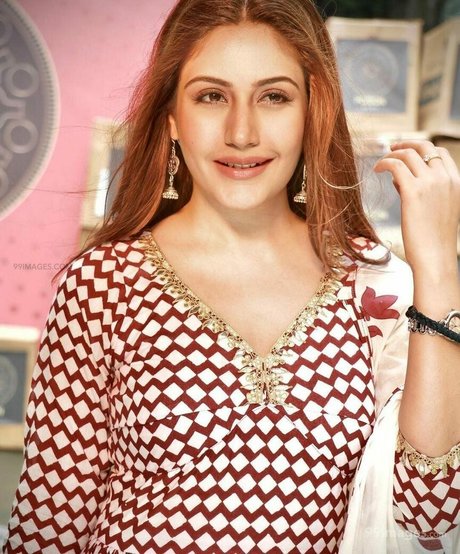 Surbhi Chandna