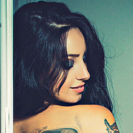 Naken lekkede OnlyFans-bilde av Ivy Denali