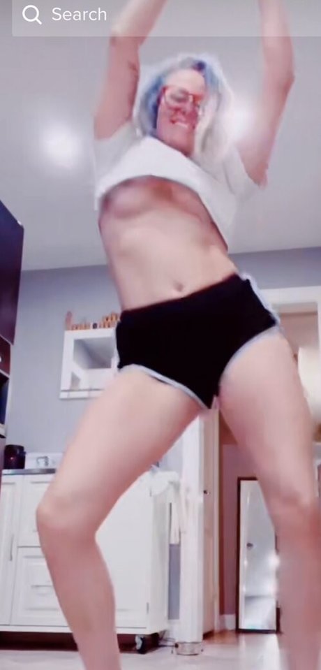 Barbiewants2hype