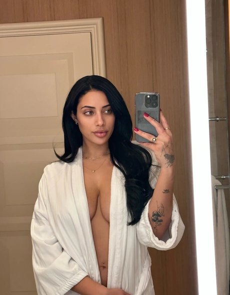 Обнаженная фотография утечки OnlyFans от Gabriella Firek