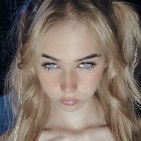 Nacktes geleaktes OnlyFans-Foto von Hannaalexis