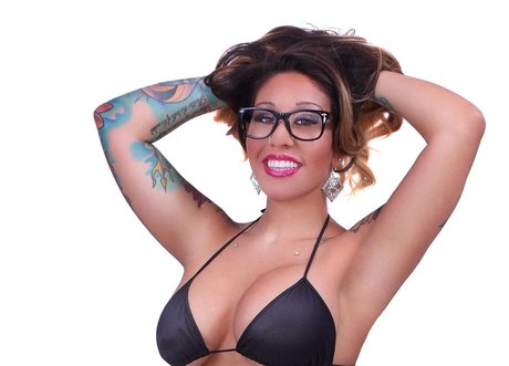 Nahá fotka uniklých OnlyFans od Lexi Layne