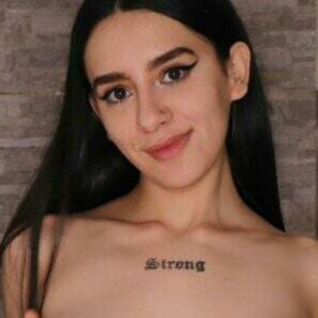Foto di nudo di fuga di OnlyFans di Veggie Asmr