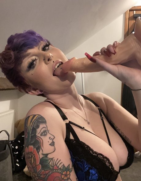 Nahá fotka uniklých OnlyFans od Sp00kyspice