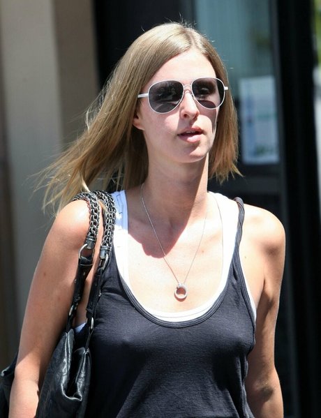 Naken lekkede OnlyFans-bilde av Nicky Hilton