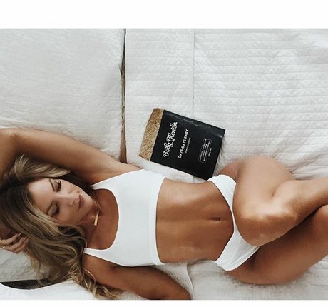 Casi Davies