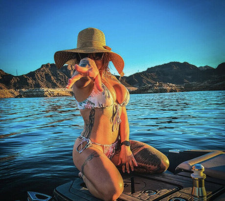 Naken lekkede OnlyFans-bilde av Gracefly