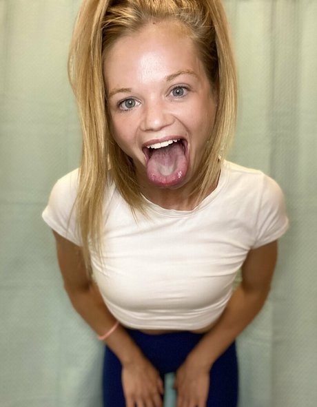 Katelynlongtongue