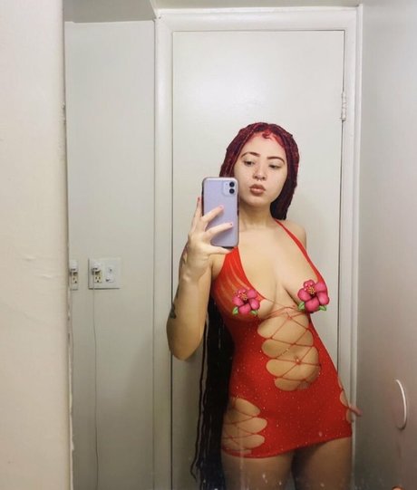 Nahá fotka uniklých OnlyFans od Gingernxsty