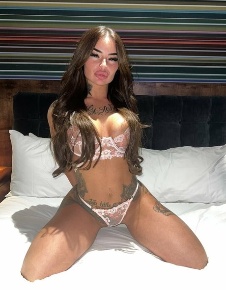 Naken lekkede OnlyFans-bilde av Louise Mcnamara