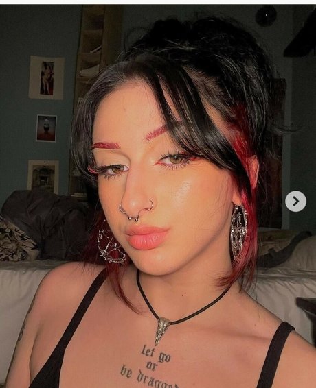 Naken lekkede OnlyFans-bilde av Kassybabyyy