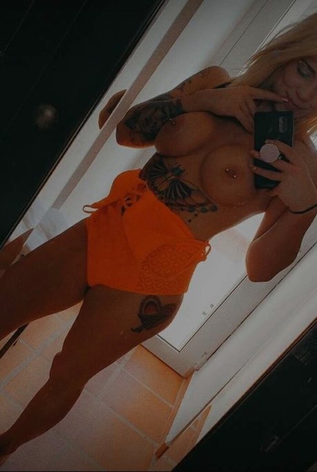 Thatonegirla OnlyFans 유출 누드 사진