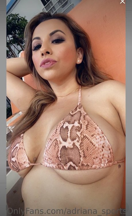 Nahá fotka uniklých OnlyFans od Adriana Jimenez