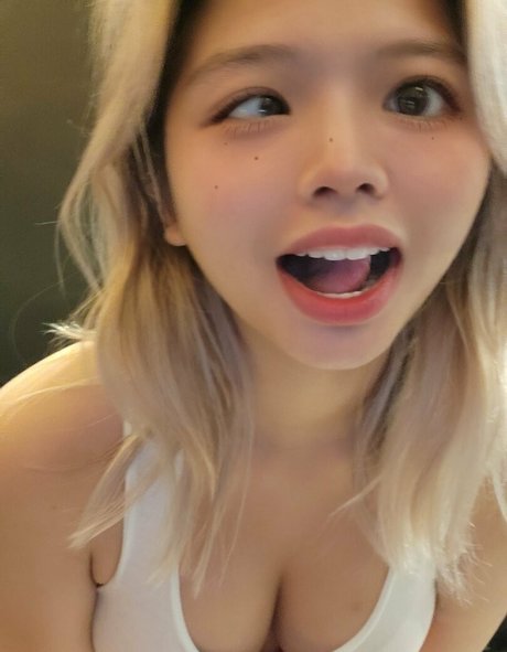 Nacktes geleaktes OnlyFans-Foto von Iovryxnight