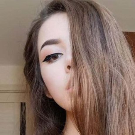 Naken lekkede OnlyFans-bilde av Ohtraisy