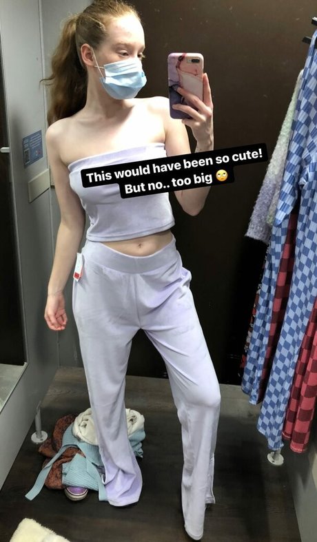 Naken läckt OnlyFans-bild av Lucie Rose Middleton