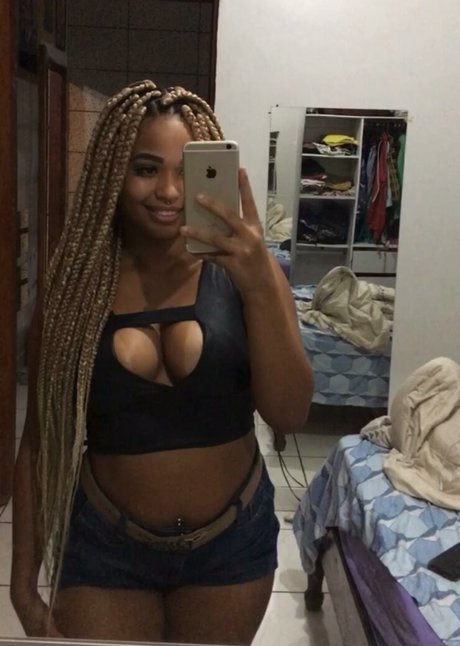 Naken lekkede OnlyFans-bilde av Jailsiane Damasceno