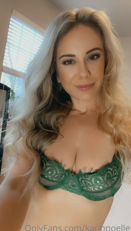 Naken lekkede OnlyFans-bilde av Camwithher