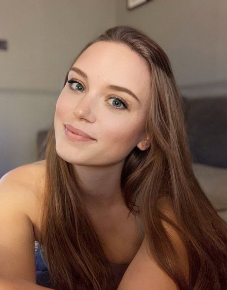 Nahá fotka uniklých OnlyFans od Lillypie