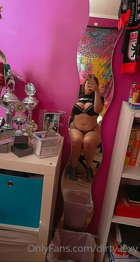 Nahá fotka uniklých OnlyFans od Dirtylexy