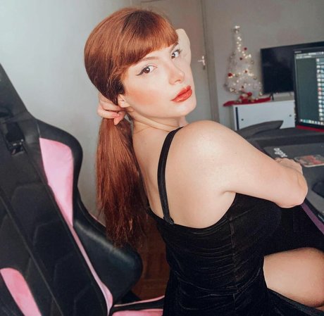 Nahá fotka uniklých OnlyFans od Brenda Olivieri