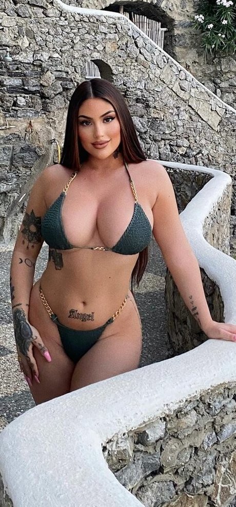 Naken läckt OnlyFans-bild av Estelle Morain