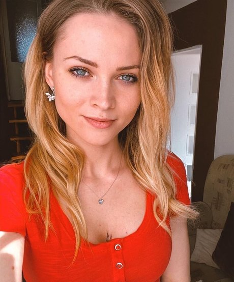 Alaston vuotanut OnlyFans-kuva Lussy