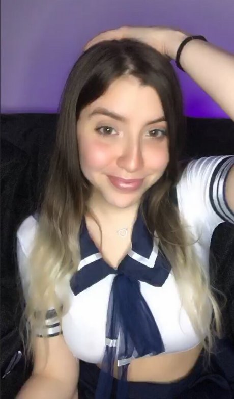 Naken lekkede OnlyFans-bilde av Luaa 5115464