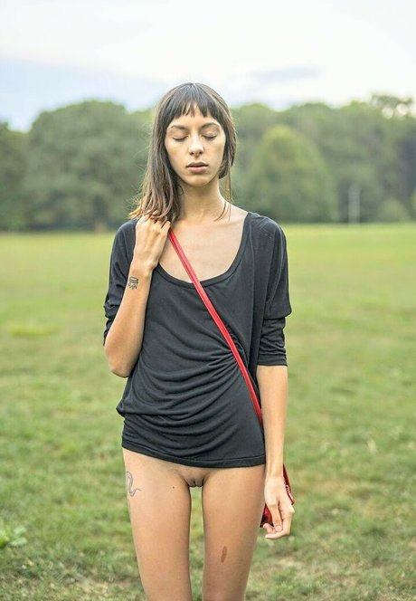 Foto di nudo di fuga di OnlyFans di Kara Neko