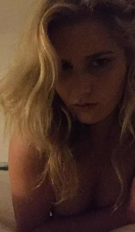Nahá fotka uniklých OnlyFans od Ashley Bradley