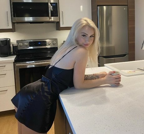 Elena Fleur