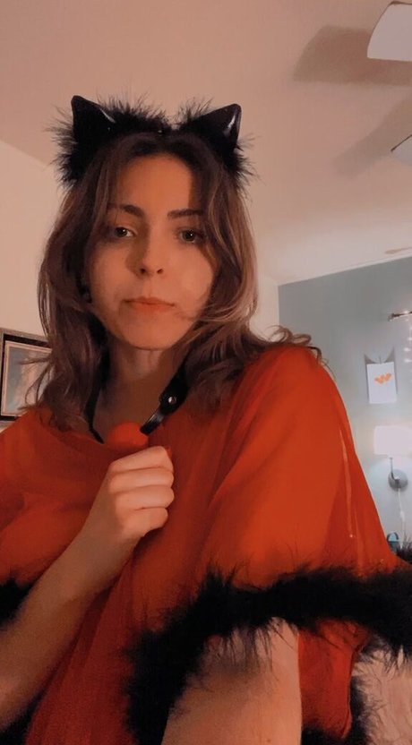 Nahá fotka uniklých OnlyFans od Kayleigh Adams