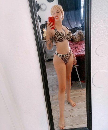Nahá fotka uniklých OnlyFans od Rocknrollcleopatra