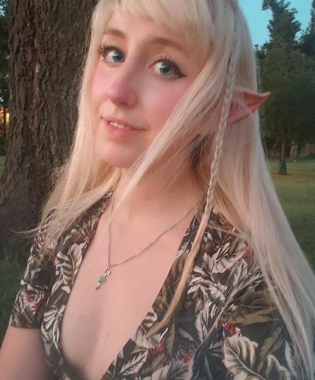 Nahá fotka uniklých OnlyFans od Moonirl