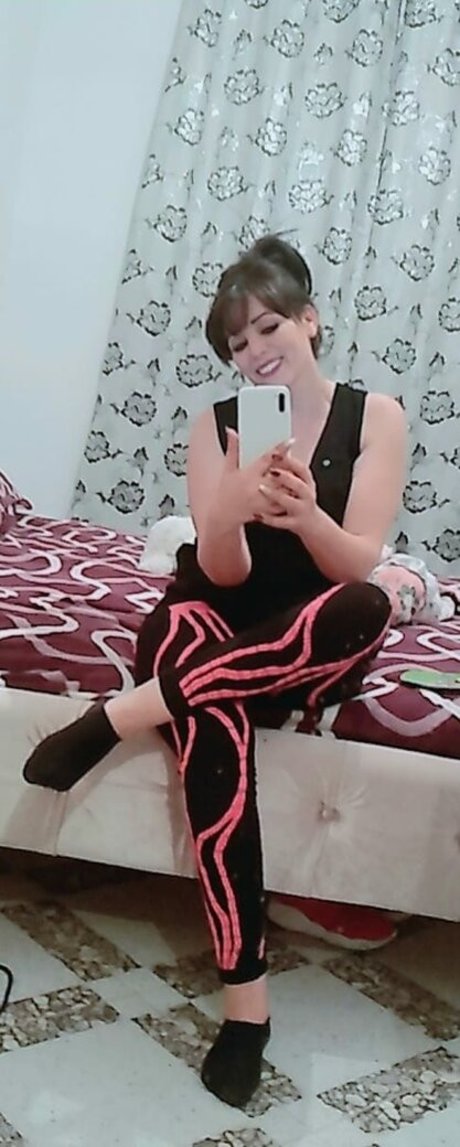 Nahá fotka uniklých OnlyFans od Aida Saad