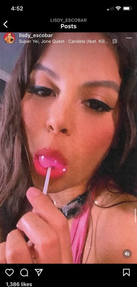 Naken lekkede OnlyFans-bilde av Candybabes