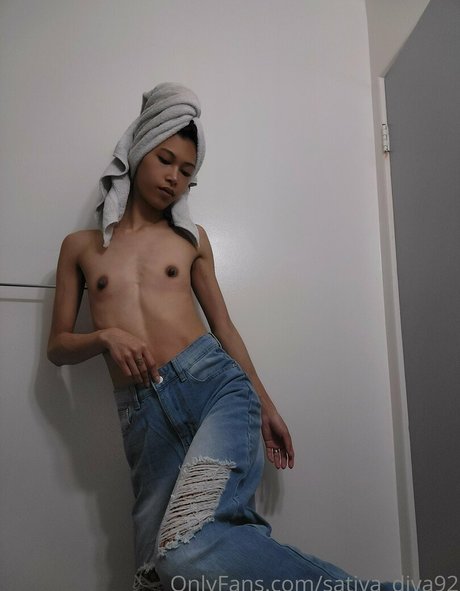 Naken läckt OnlyFans-bild av Sativadiva