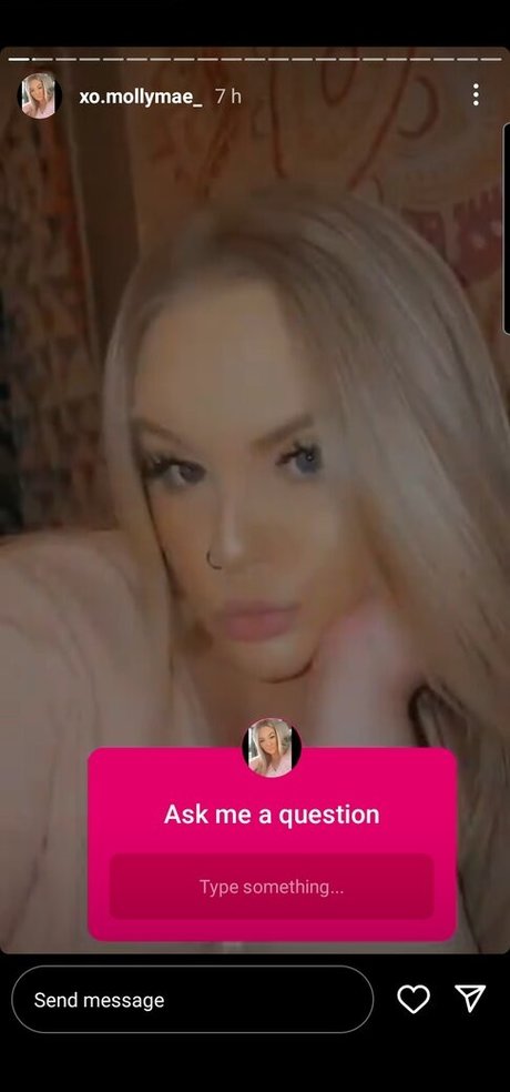 Alaston vuotanut OnlyFans-kuva Xomollymae