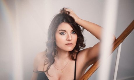 Naken lekkede OnlyFans-bilde av Eleonore Costes