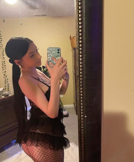 Pixzn OnlyFans泄露裸照