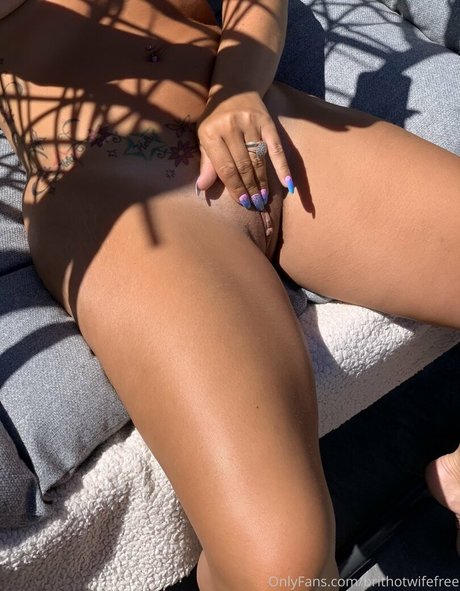 Ukhotwife