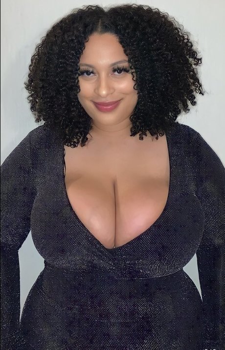 Thegirlofyourdreamz